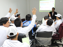 เทคนิคการขับรถเชิงป้องกันอุบัติเหตุ Defensive Driving Technique โดยอาจารย์อภิรัติ  คำสายพรม