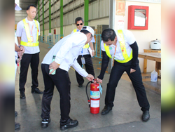 เทคนิคการตรวจสอบอุปกรณ์ความปลอดภัยประจำรถ และการใช้งานในสถานการณ์ฉุกเฉิน