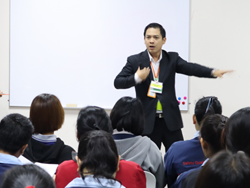 เทคนิคการขับขี่รถจักรยานยนต์อย่างปลอดภัย Safety Riding Technique โดยอาจารย์อภิรัติ  คำสายพรม