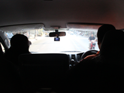 ฝึก และประเมินทักษะการขับรถเชิงป้องกันอุบัติเหตุบนถนนจริง On Road Evaluate with Instructor