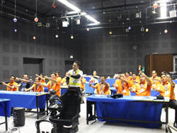 เทคนิคการบังคับควบคุมยานพาหนะ และการรับมือกับสถานการณ์ฉุกเฉิน Steering Control and Emergency Response