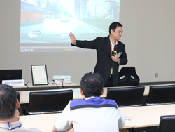 กฎหมายจราจรเพื่อการขับรถอย่างปลอดภัย โดยอาจารย์อภิรัติ  คำสายพรม