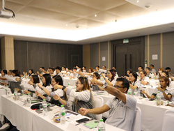 เทคนิคการบังคับควบคุมพวงมาลัยในสถานการณ์ฉุกเฉิน