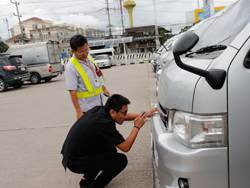 การตรวจสอบ และจัดการสิ่งที่อาจจะก่อให้เกิดอุบัติเหตุก่อนการเดินทาง Pre-Trip Inspection by Walk Around