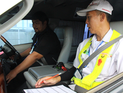 ฝึก และประเมินทักษะการขับรถเชิงป้องกันอุบัติเหตุบนถนนจริง On Road Evaluate with Instructor