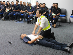 เทคนิคการกดนวดหัวใจในสถานการณ์ฉุกเฉิน