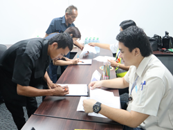 ลงทะเบียนรับเอกสารประกอบการฝึกอบรม