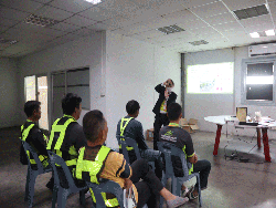 กฎหมายจราจรทางบกเพื่อการขับรถอย่างปลอดภัย