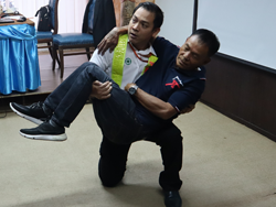 เทคนิคการเคลื่อนย้ายผู้ได้รับบาดเจ็บแบบฉุกเฉิน