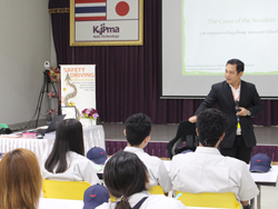 เทคนิคการขับรถเชิงป้องกันอุบัติเหตุ Defensive Driving Technique โดยอาจารย์อภิรัติ  คำสายพรม