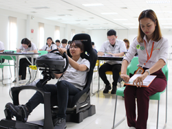 ฝึก และทดสอบปฏิกิริยาการตอบสนองในสถานการณ์ฉุกเฉิน Reaction Test ด้วยเครื่องจำลองสถานการณ์ Driving Simulator