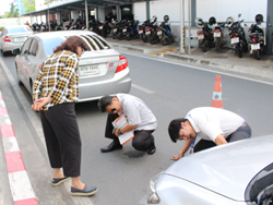 ฝึก และประเมินทักษะการตรวจสอบ และเตรียมความพร้อมของยานพาหนะก่อนการเดินทาง Pre-Trip Inspection and Basic Maintenance