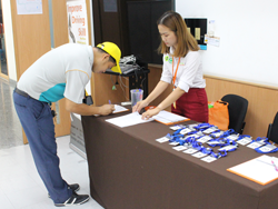 ลงทะเบียนรับเอกสารประกอบการฝึกอบรม