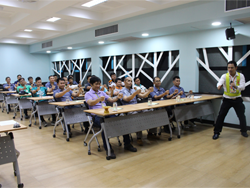 เทคนิคการขับรถเชิงป้องกันอุบัติเหตุ Defensive Driving Technique โดยอาจารย์อภิรัติ  คำสายพรม