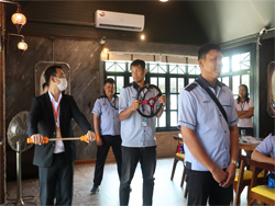 เทคนิคการเลี้ยวและเปลี่ยนช่องการจราจรเชิงป้องกันอุบัติเหตุ