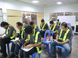 ลงทะเบียนรับเอกสารประกอบการฝึกอบรม